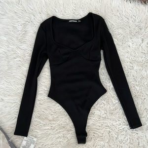 MISSYEMPIRE BLACK RIBBED BODYSUIT